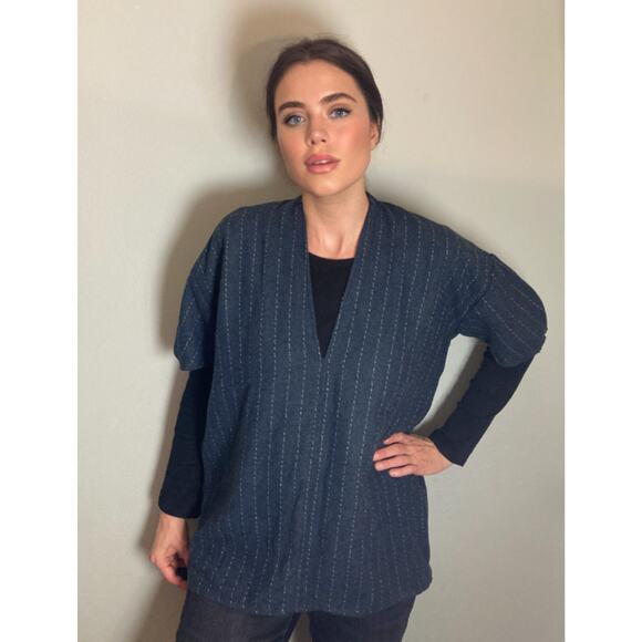 JAG -Wool Pinstripe Embroidered Top - Skull button detail - Sz M - Picture 1 of 6